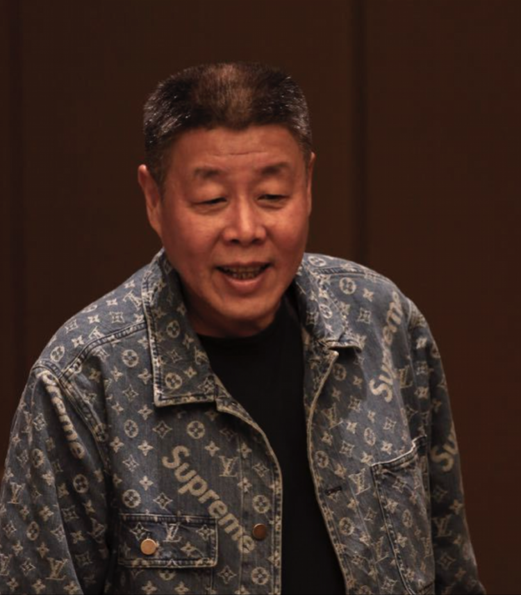 张若昀凌晨发文“可惜你不配”后秒删,引网友猜测