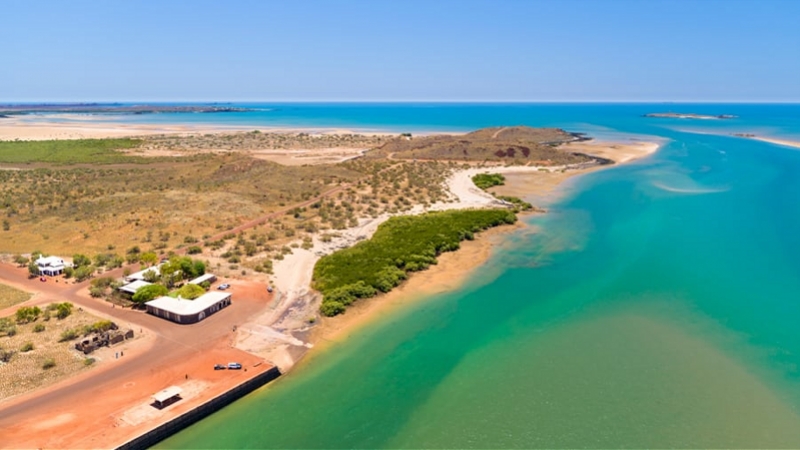 http___cdn.cnn.com_cnnnext_dam_assets_201103111922-02-cossack-aerial.jpg